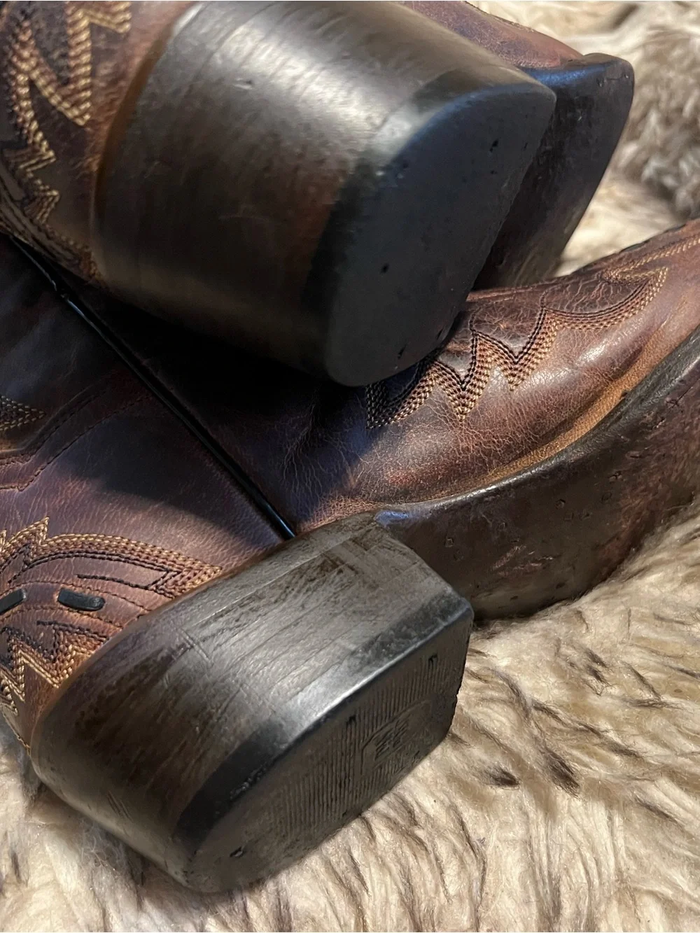 Dan Post Brown Distressed Leather Western Boots with Embroidered Detail Sz 9 D